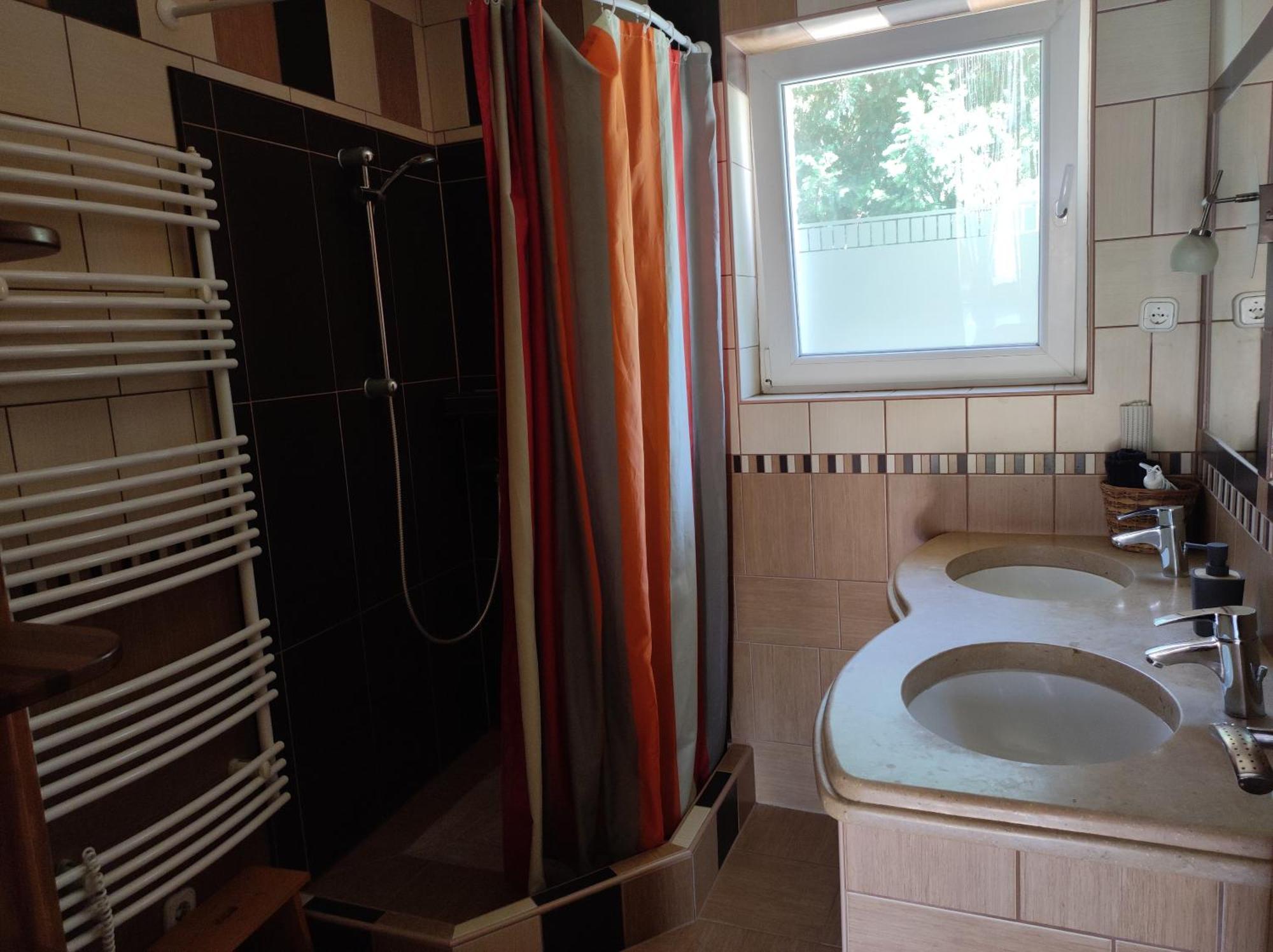 Aranyhal Apartman Sarvar Exterior photo