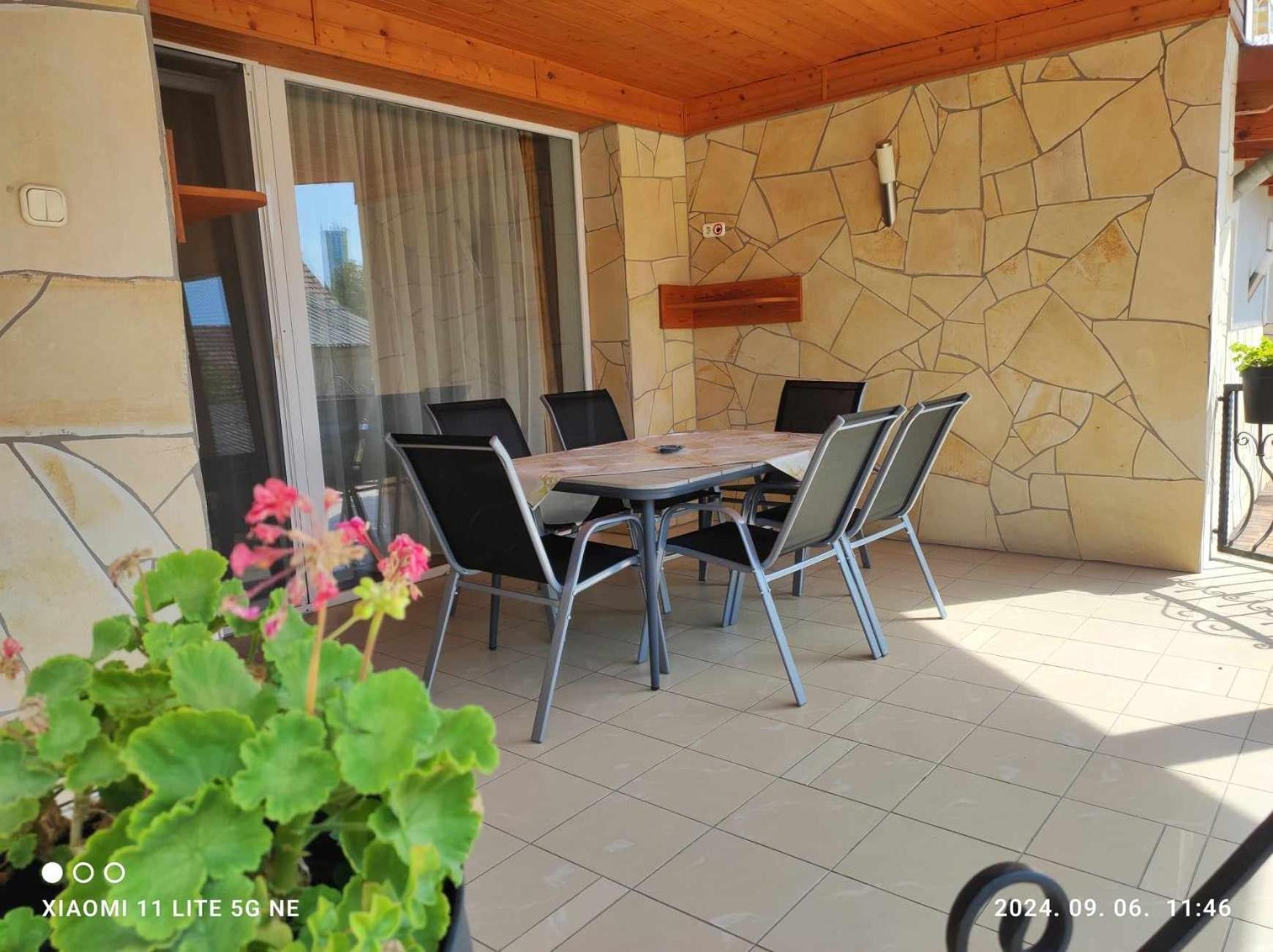 Aranyhal Apartman Sarvar Exterior photo